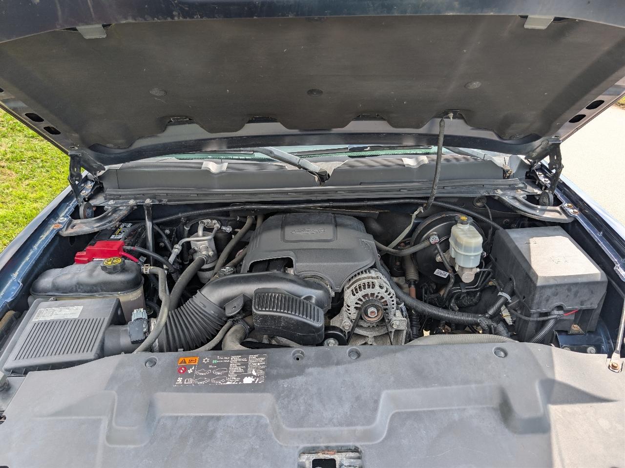 Chevrolet Silverado 1500 LT Crew Cab 4WD 2012
