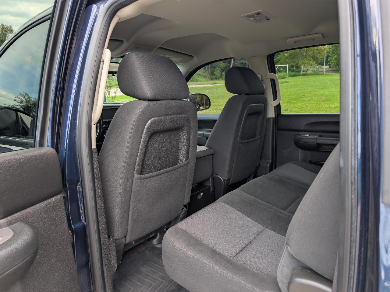 Chevrolet Silverado 1500 LT Crew Cab 4WD 2012
