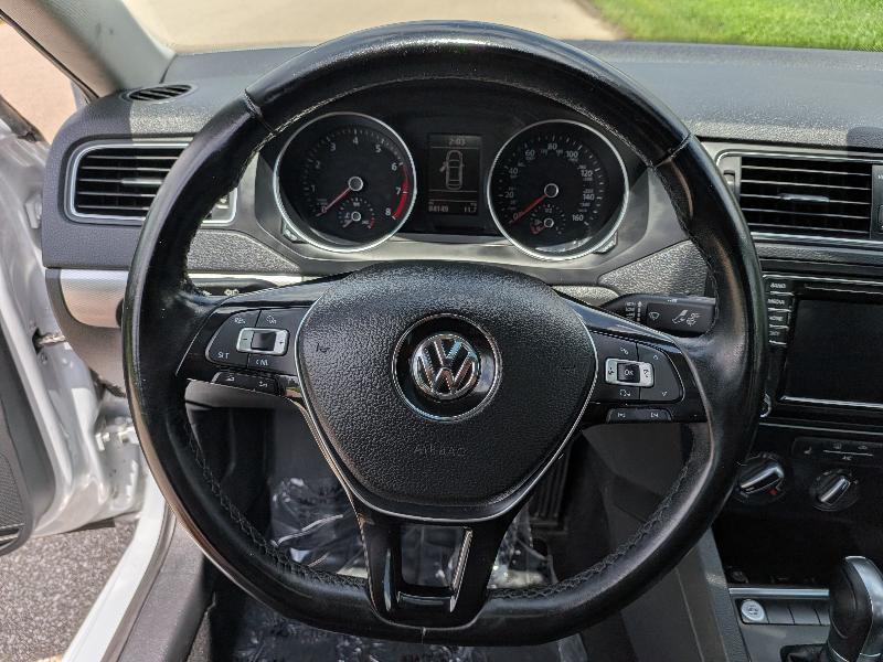 Volkswagen Jetta SE 2017