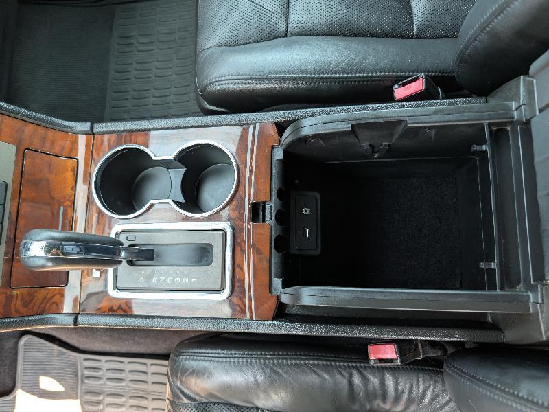 Lincoln Navigator 4WD 2011