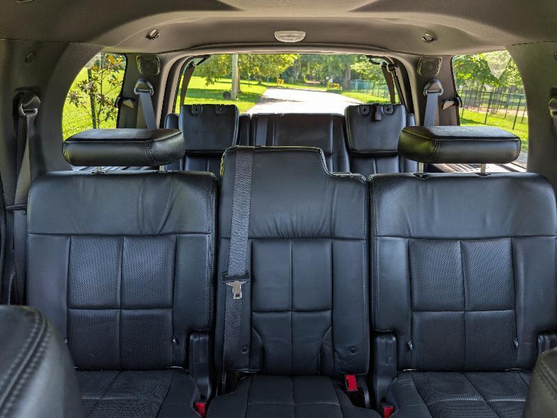 Lincoln Navigator 4WD 2011