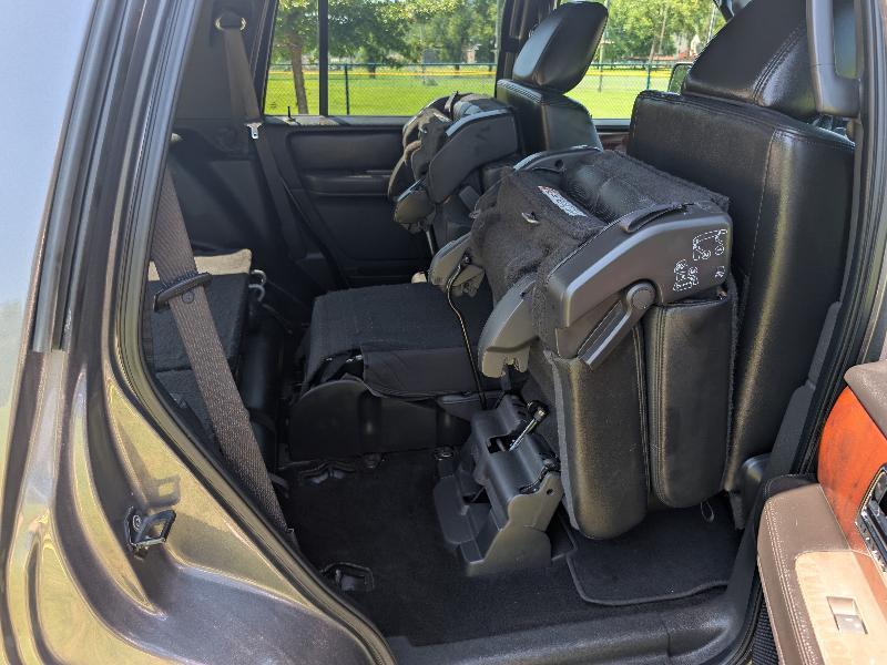 Lincoln Navigator 4WD 2011