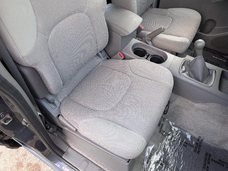 Nissan Frontier SV Crew Cab 4WD 2012
