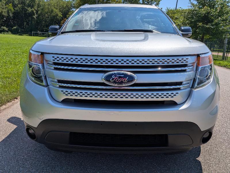 Ford Explorer XLT 4WD 2013