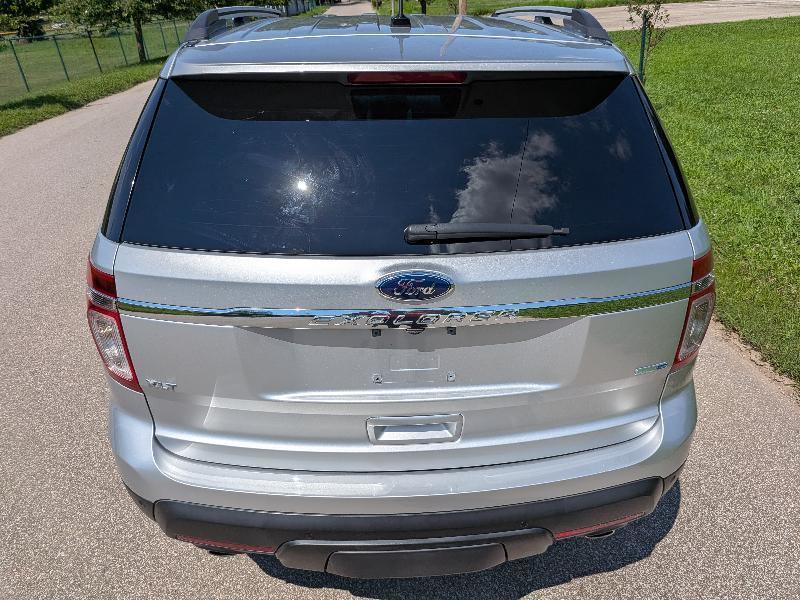 Ford Explorer XLT 4WD 2013