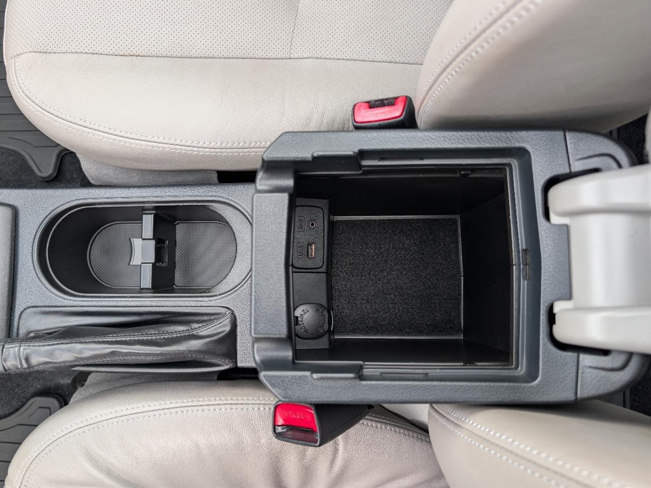 Subaru Forester 2.5i Limited 2014