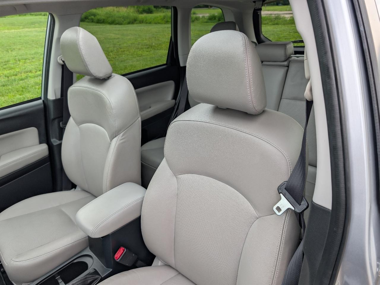 Subaru Forester 2.5i Limited 2014