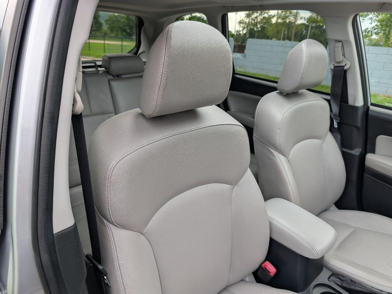 Subaru Forester 2.5i Limited 2014