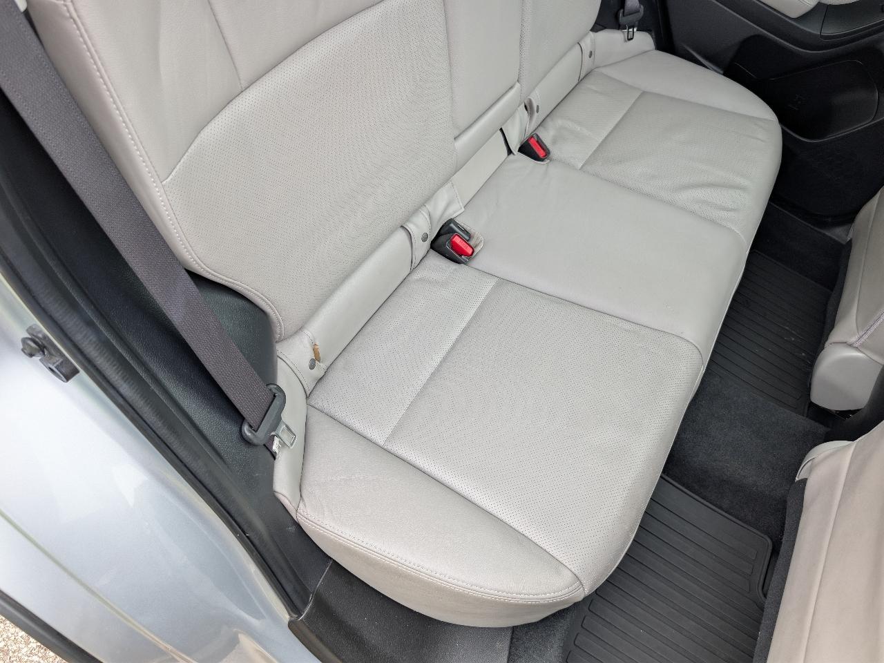 Subaru Forester 2.5i Limited 2014