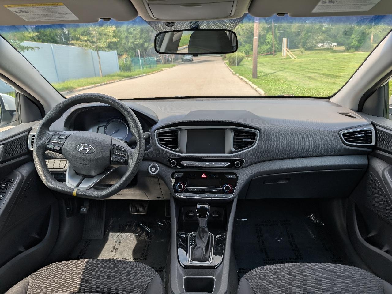 Hyundai Ioniq Hybrid Blue 2017