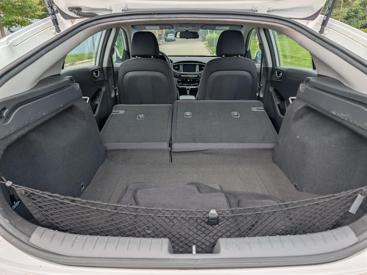 Hyundai Ioniq Hybrid Blue 2017