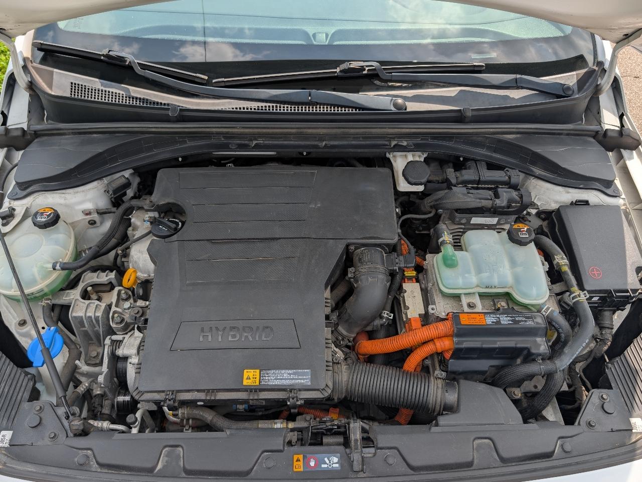 Hyundai Ioniq Hybrid Blue 2017