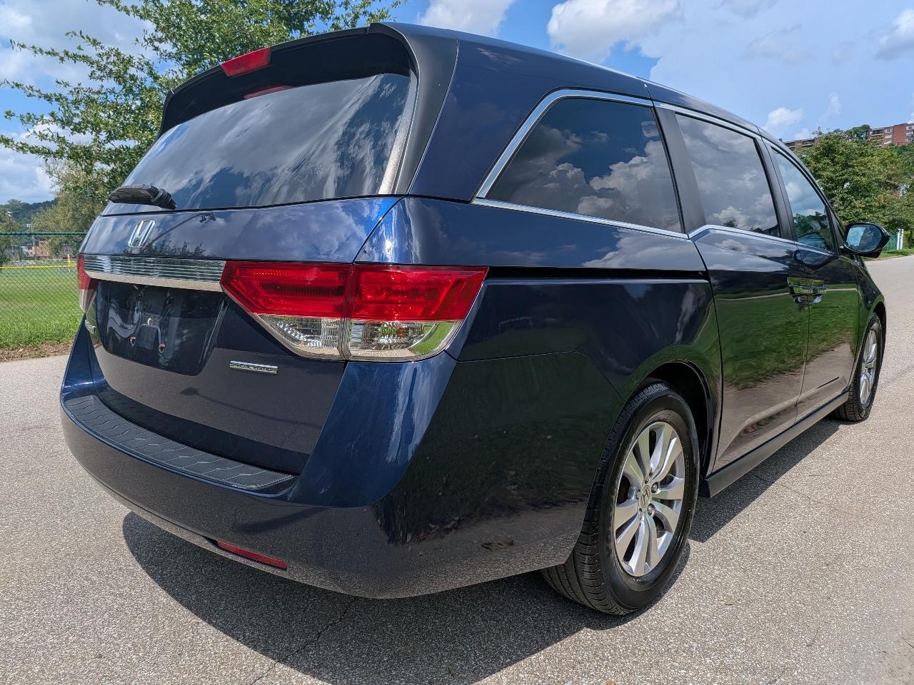 Honda Odyssey SE 2016