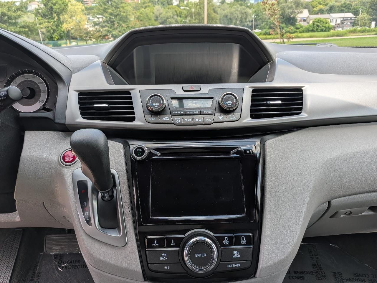 Honda Odyssey SE 2016