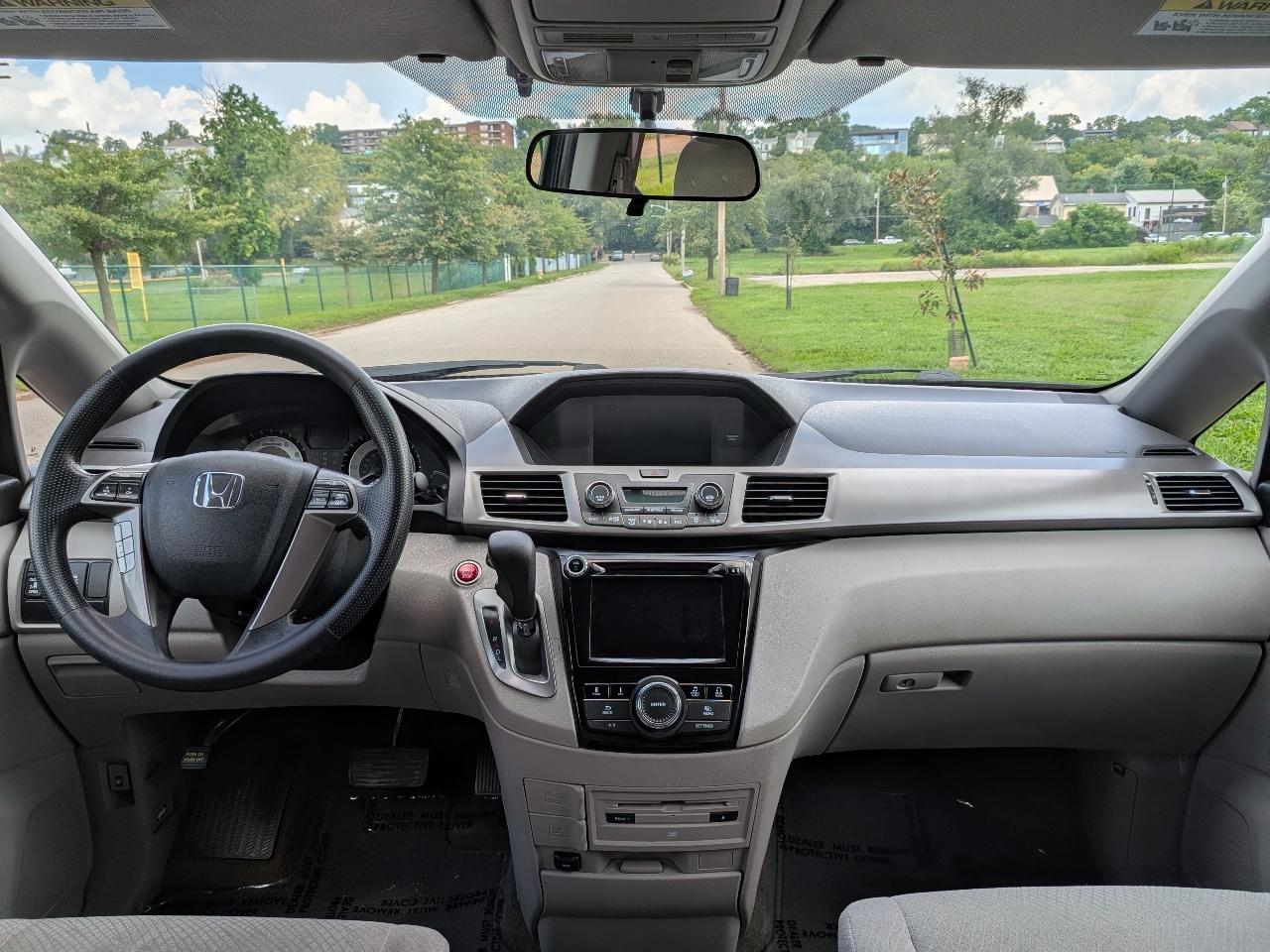 Honda Odyssey SE 2016