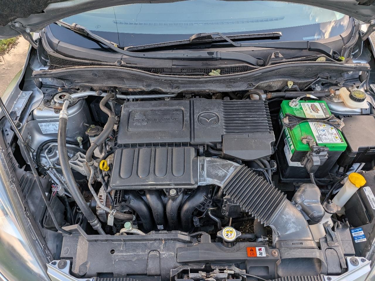 Mazda MAZDA2 Sport 2011