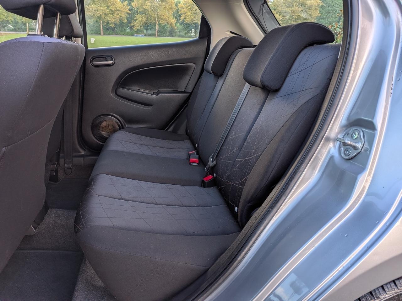 Mazda MAZDA2 Sport 2011