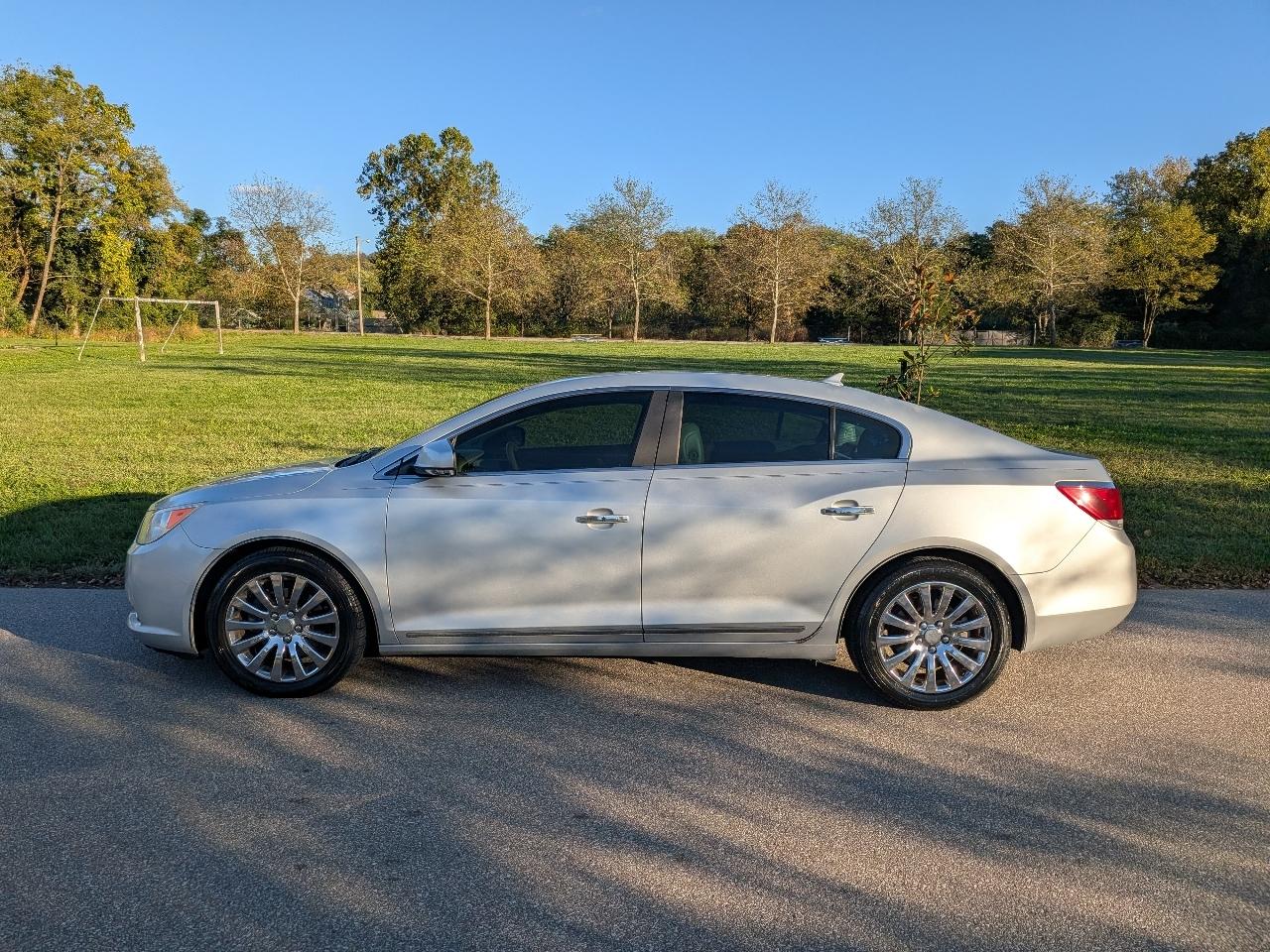 Buick LaCrosse CXL 2010