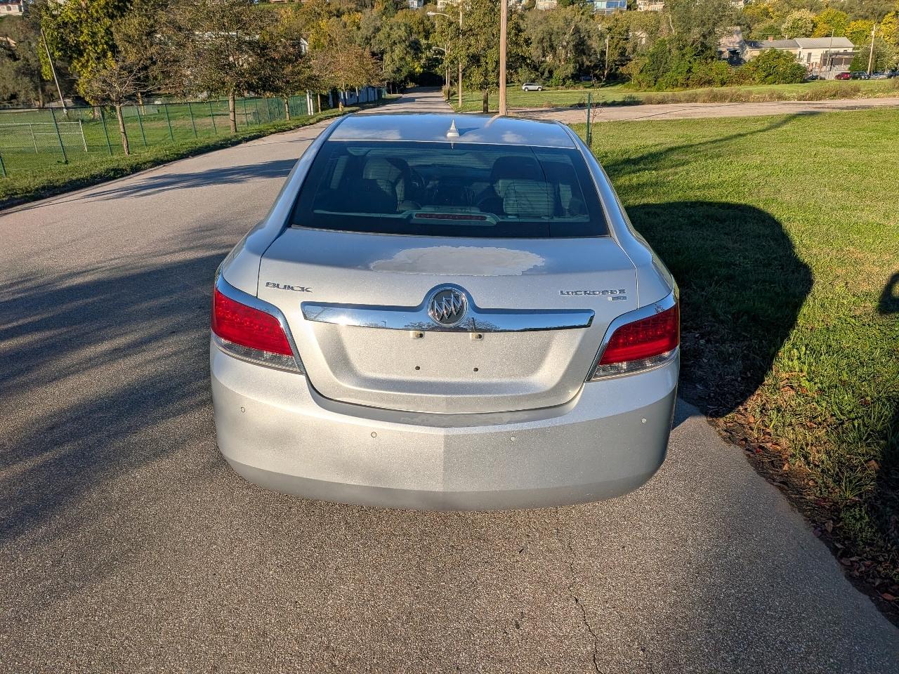 Buick LaCrosse CXL 2010