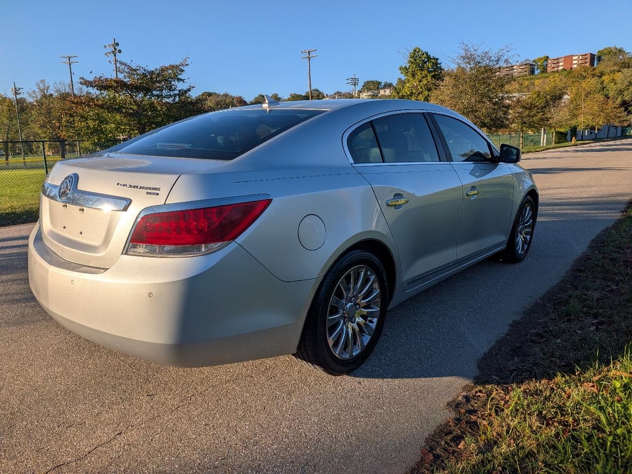 Buick LaCrosse CXL 2010