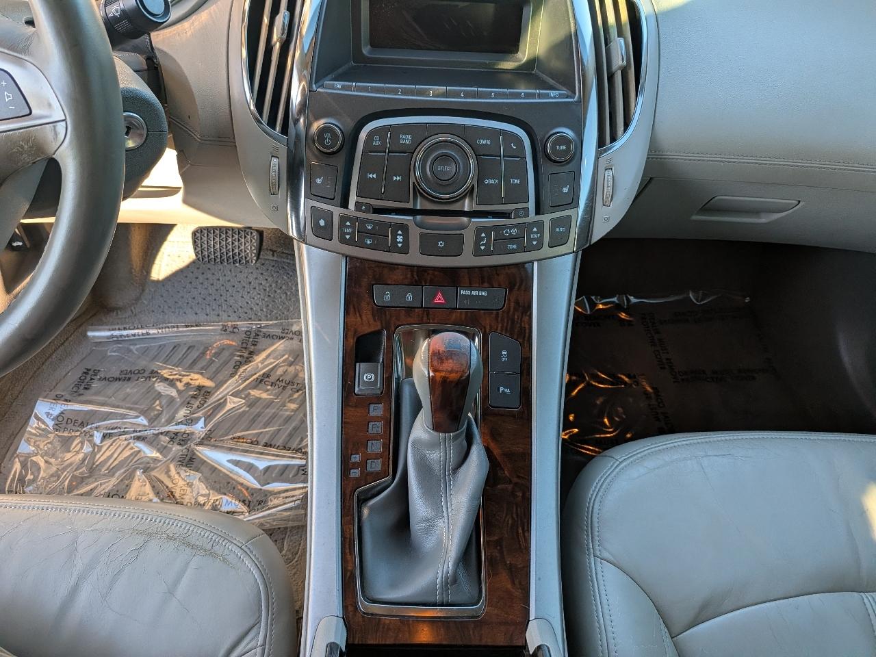 Buick LaCrosse CXL 2010