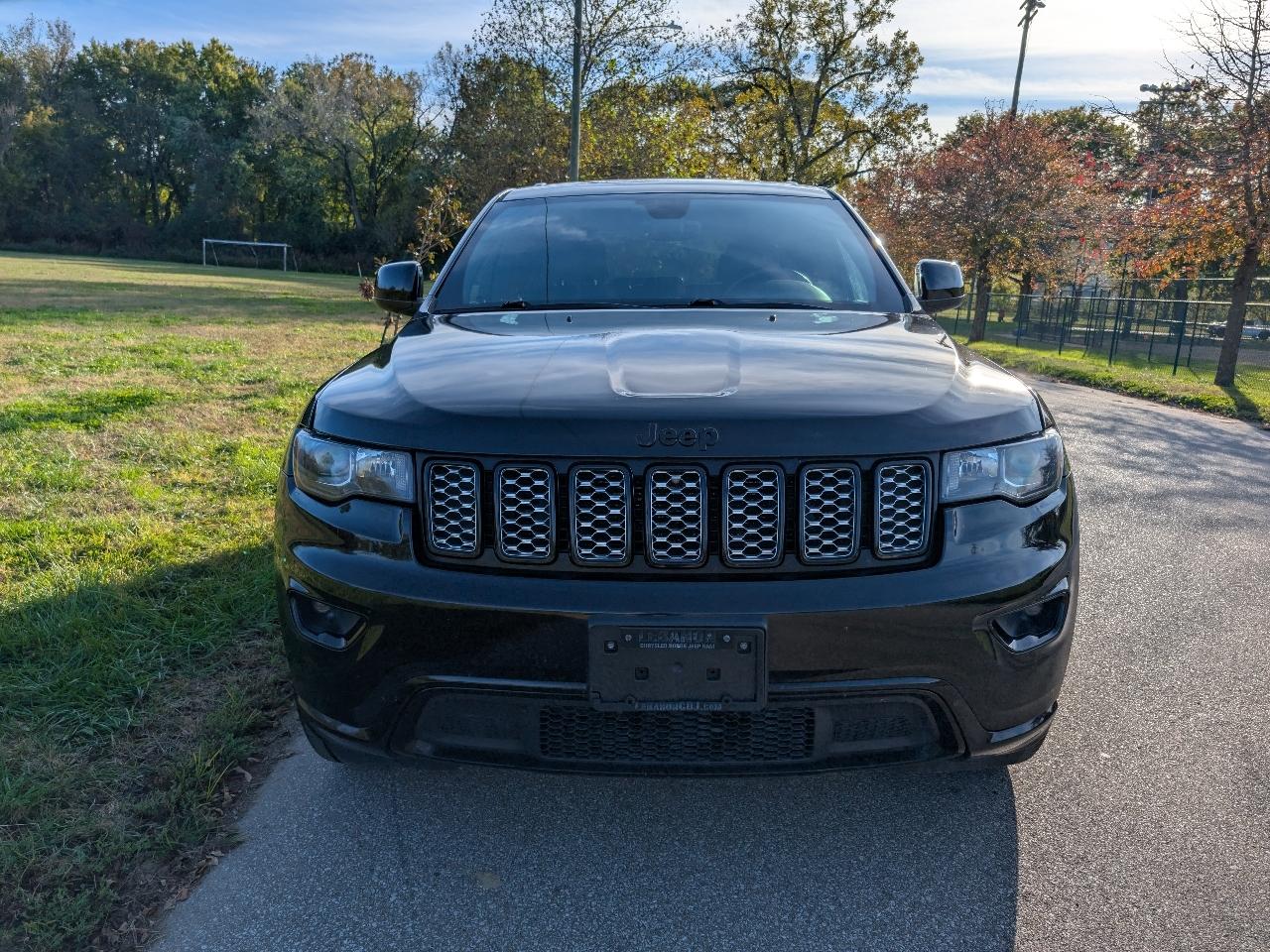 Jeep Grand Cherokee Laredo 4WD 2017