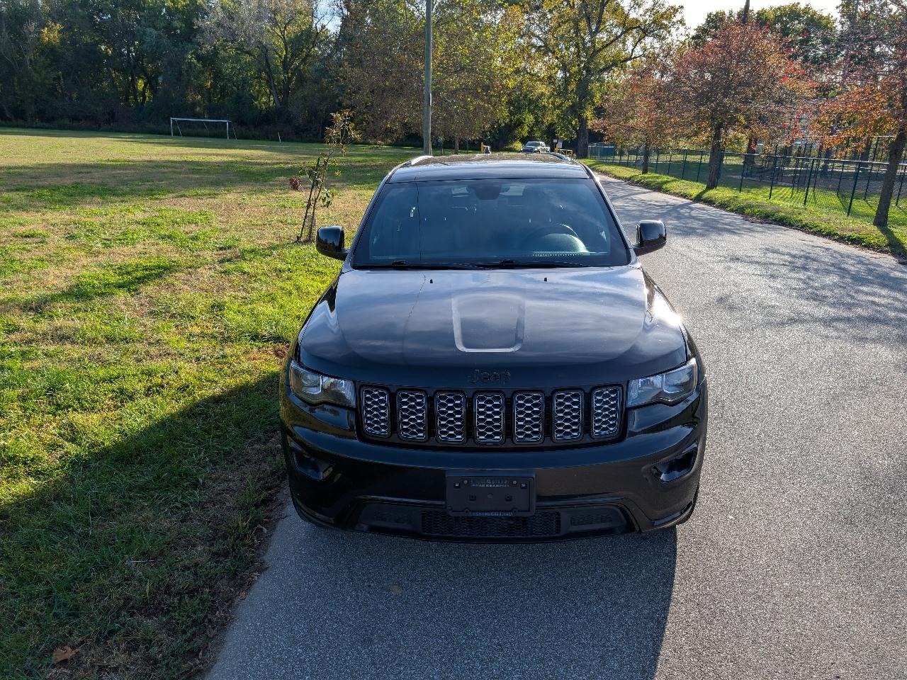 Jeep Grand Cherokee Laredo 4WD 2017