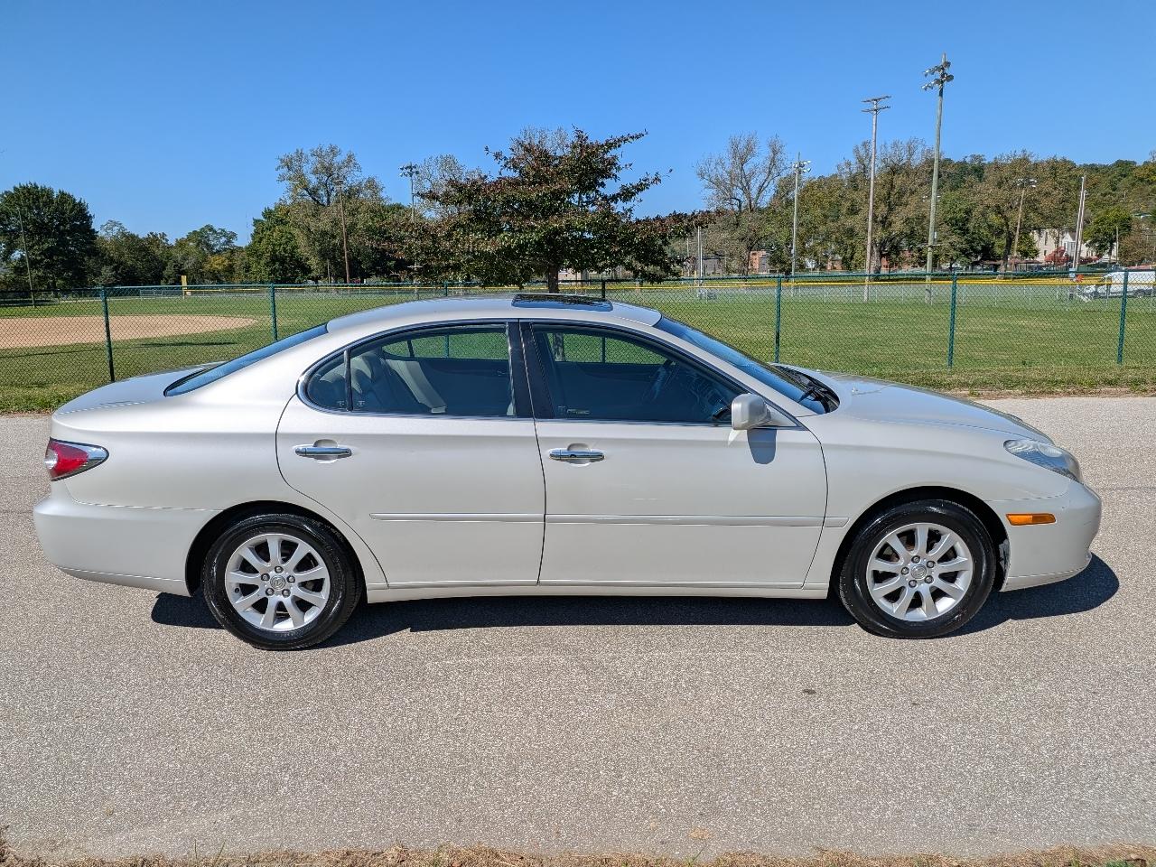 Lexus ES 300 Sedan 2003