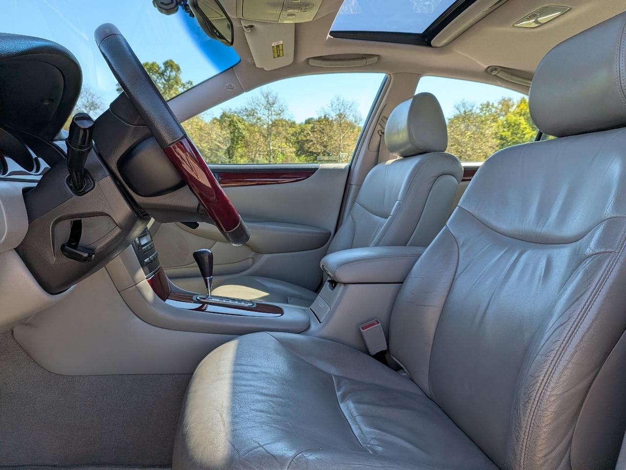 Lexus ES 300 Sedan 2003