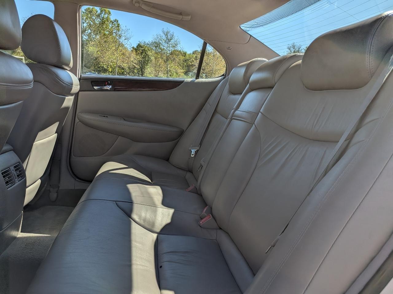 Lexus ES 300 Sedan 2003