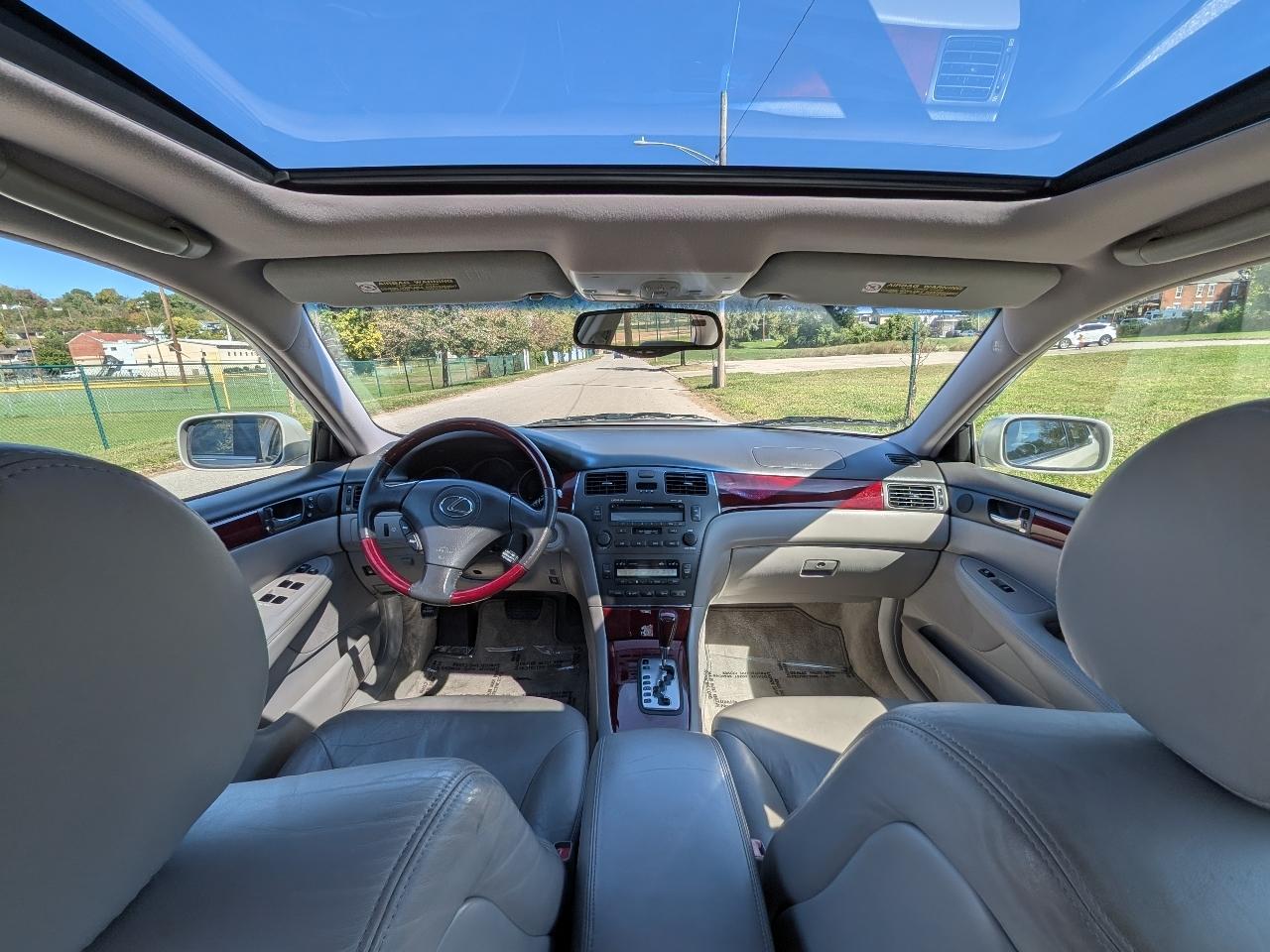 Lexus ES 300 Sedan 2003