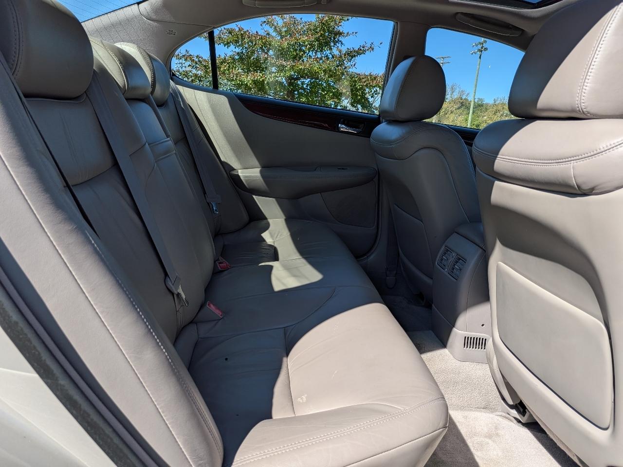Lexus ES 300 Sedan 2003
