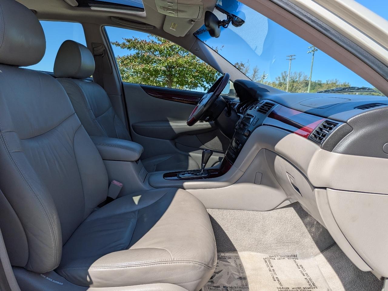 Lexus ES 300 Sedan 2003