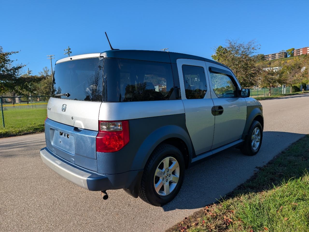 Honda Element EX 4WD 2005