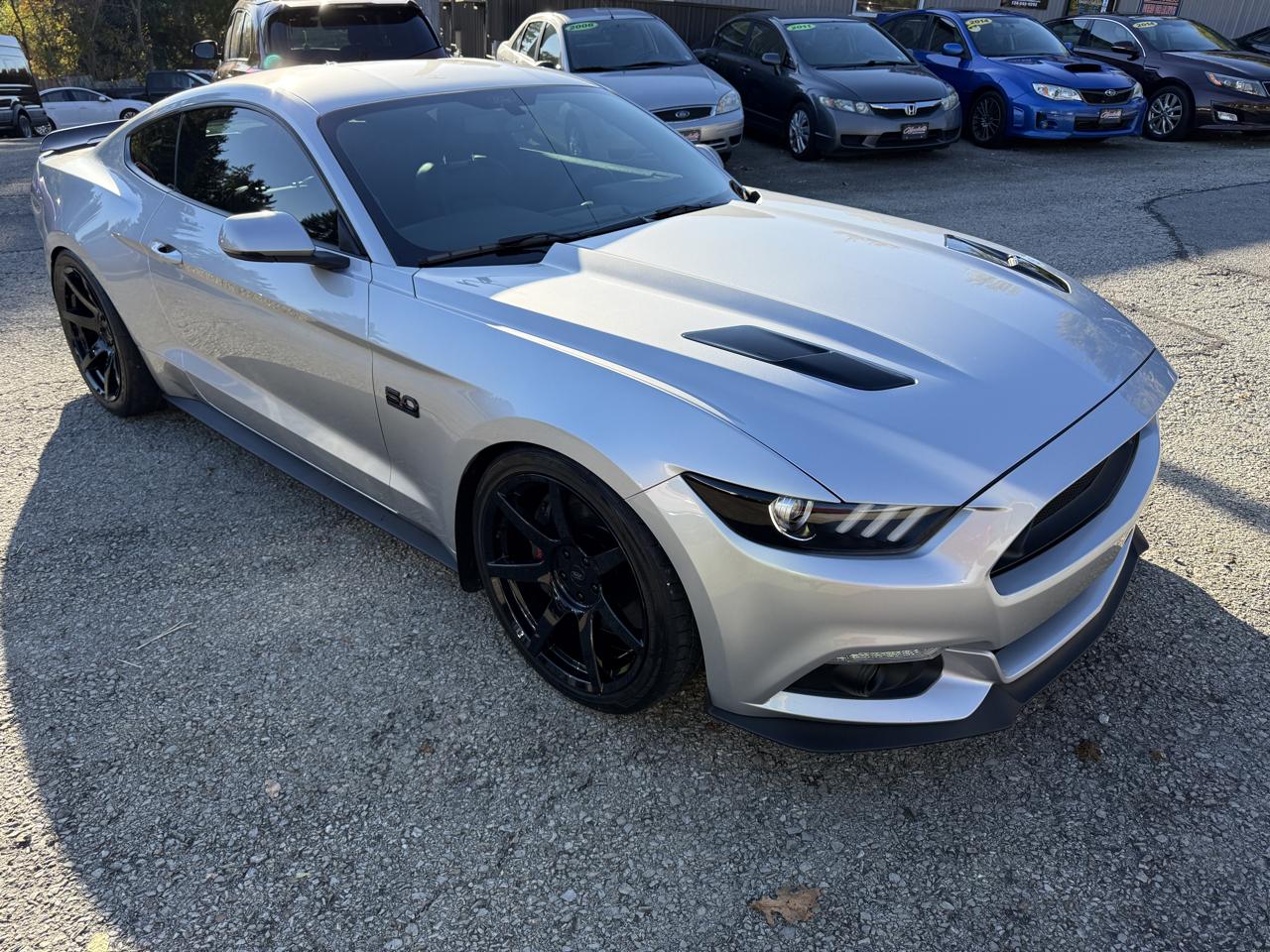 Ford Mustang GT Premium Coupe 2016