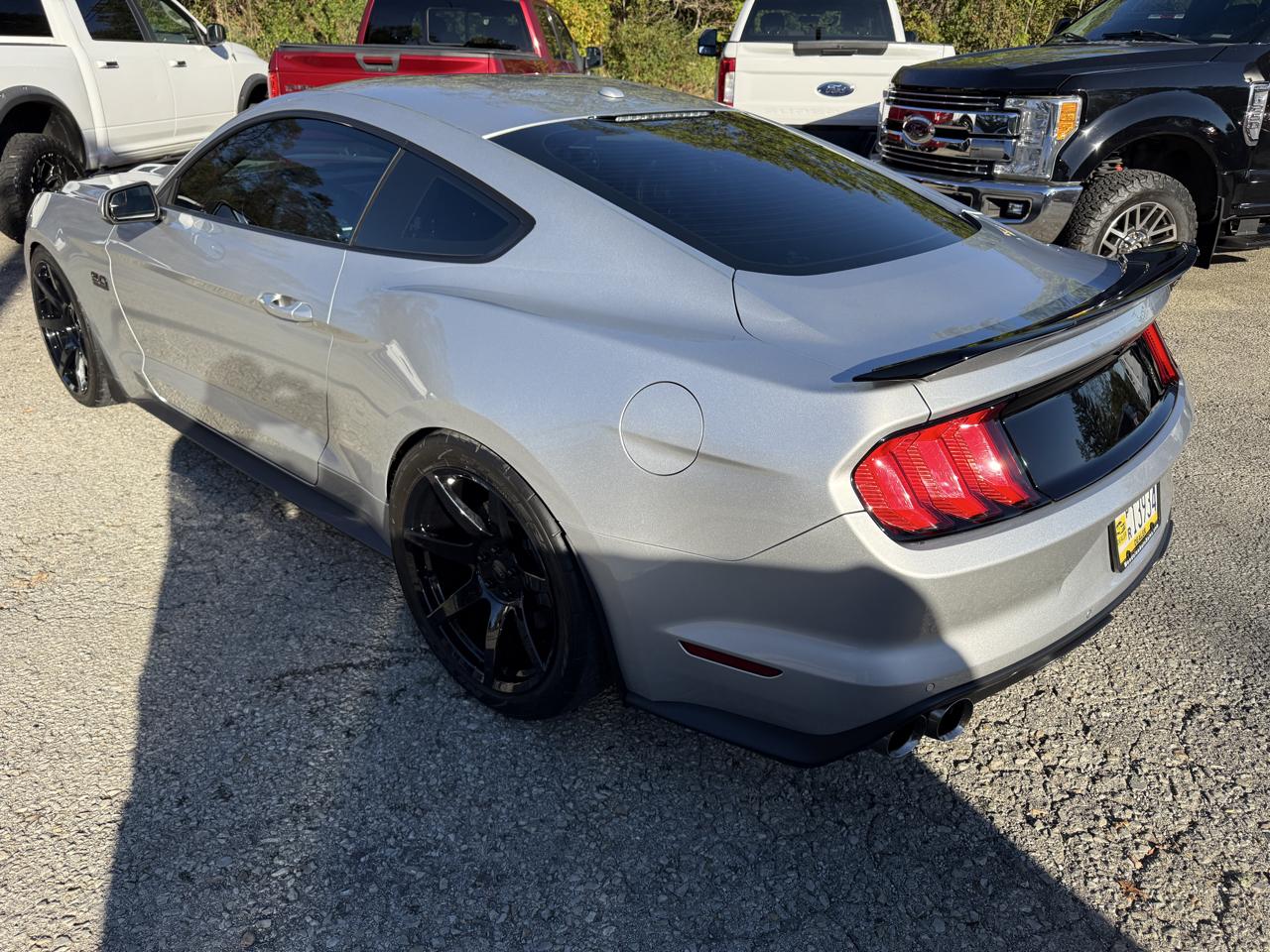 Ford Mustang GT Premium Coupe 2016