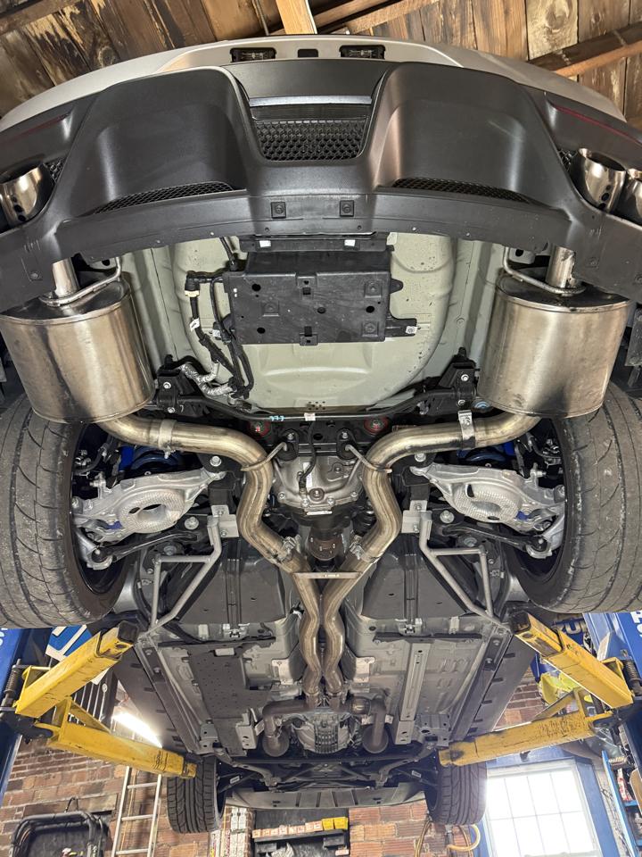 Ford Mustang GT Premium Coupe 2016