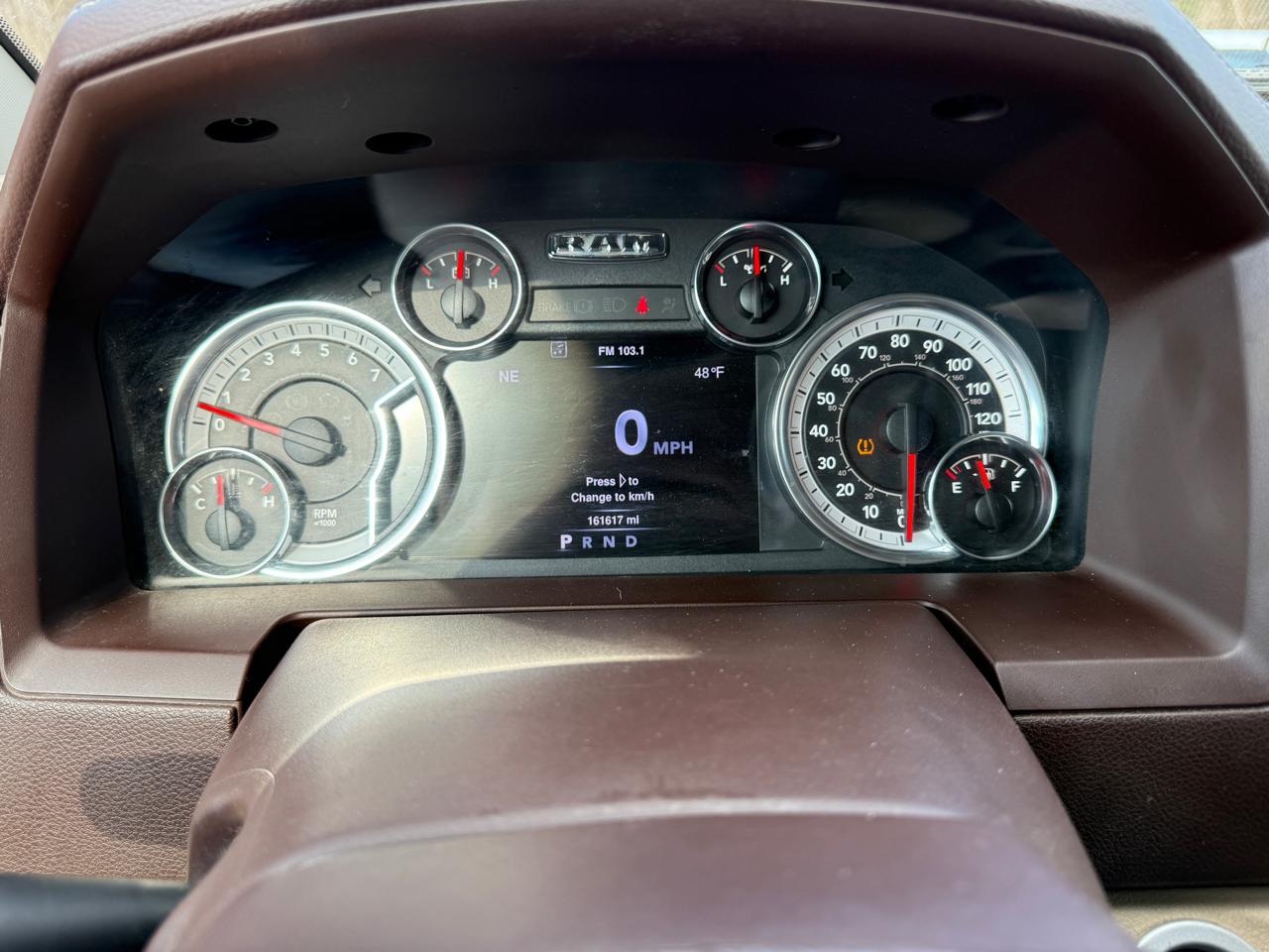 RAM 1500 Laramie Quad Cab 4WD 2013