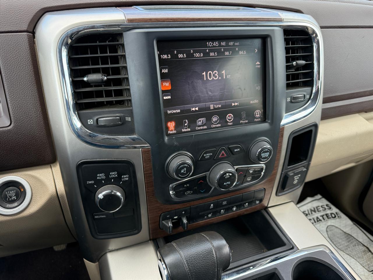 RAM 1500 Laramie Quad Cab 4WD 2013