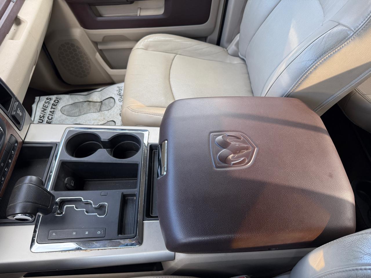 RAM 1500 Laramie Quad Cab 4WD 2013