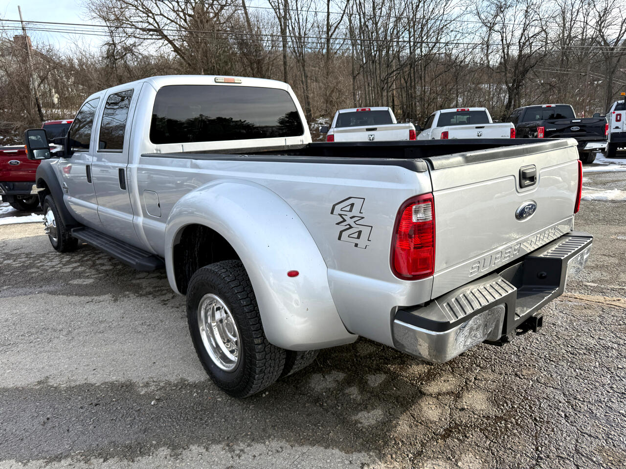 Ford F-350 SD XL Crew Cab Long Bed DRW 4WD 2015