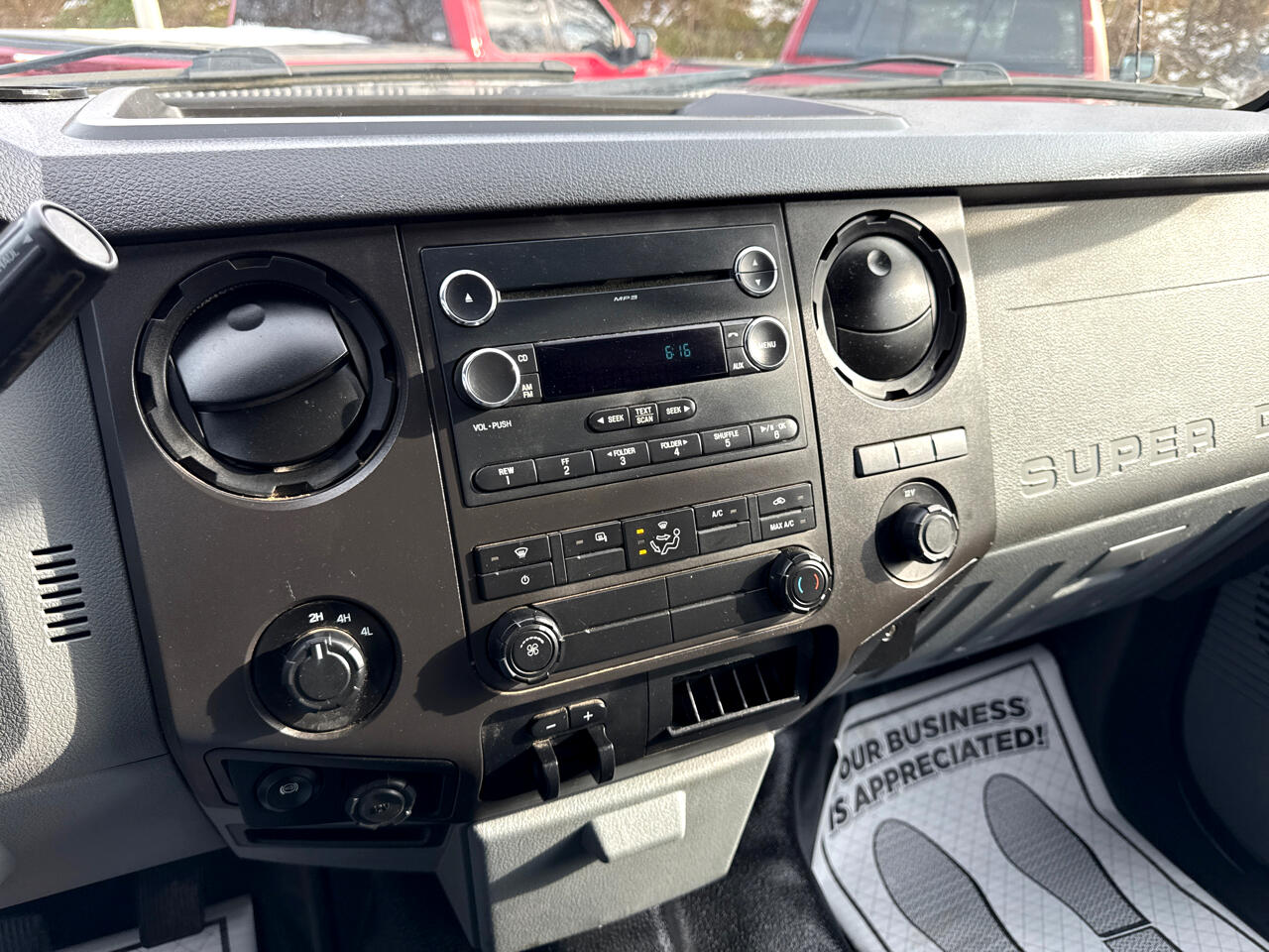 Ford F-350 SD XL Crew Cab Long Bed DRW 4WD 2015