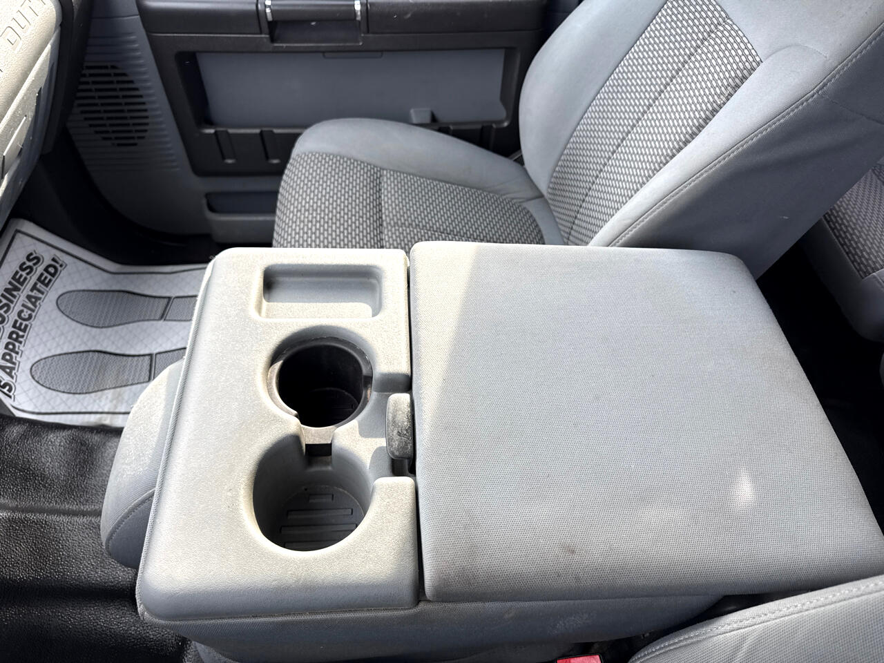 Ford F-350 SD XL Crew Cab Long Bed DRW 4WD 2015