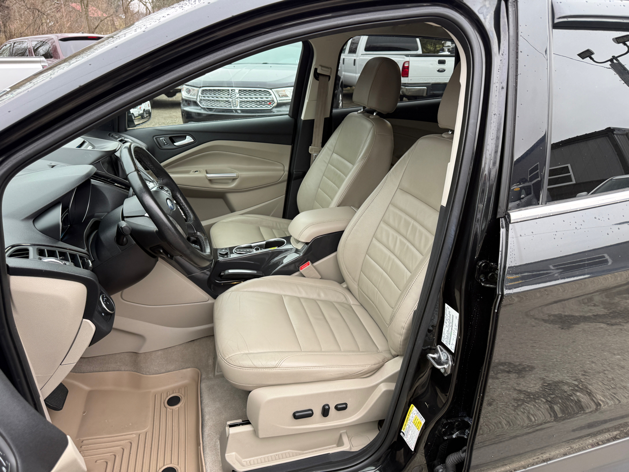 Ford Escape Titanium 4WD 2015