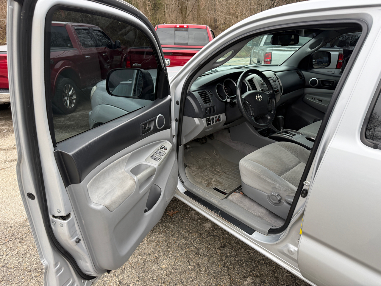 Toyota Tacoma Double Cab V6 4WD 2011