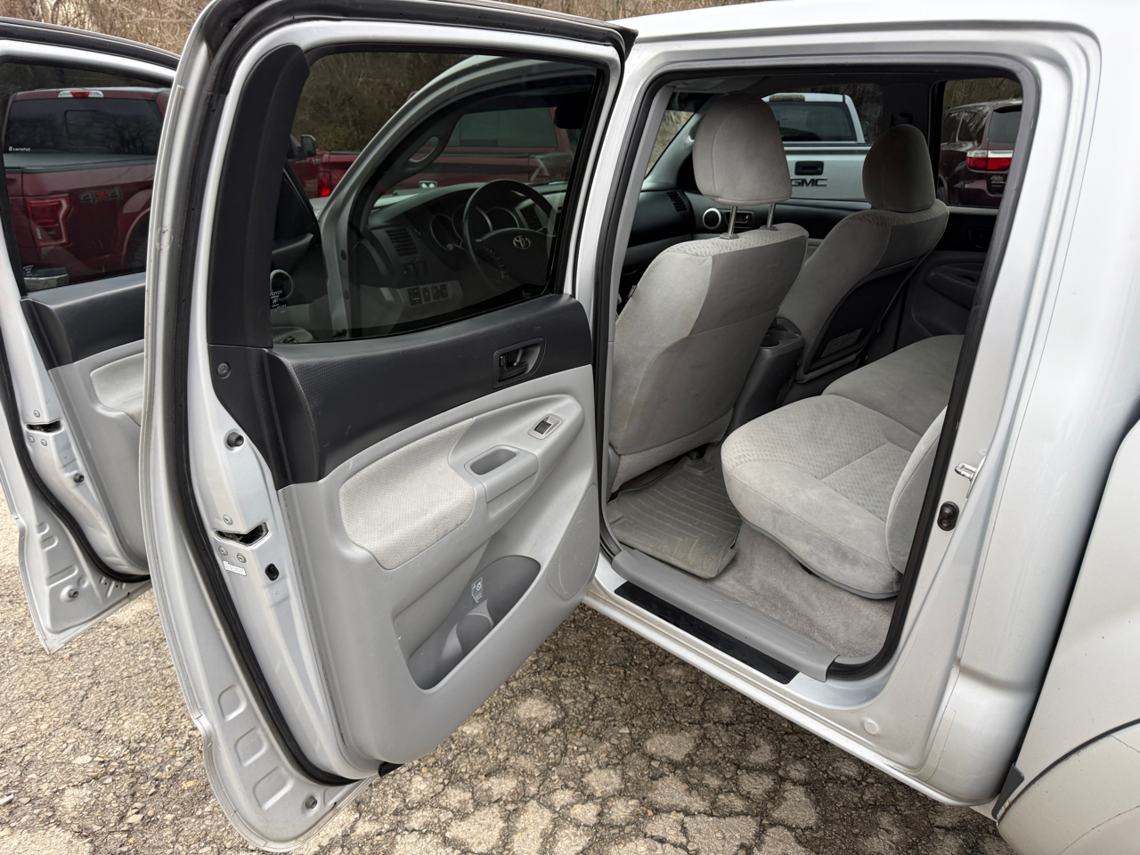 Toyota Tacoma Double Cab V6 4WD 2011