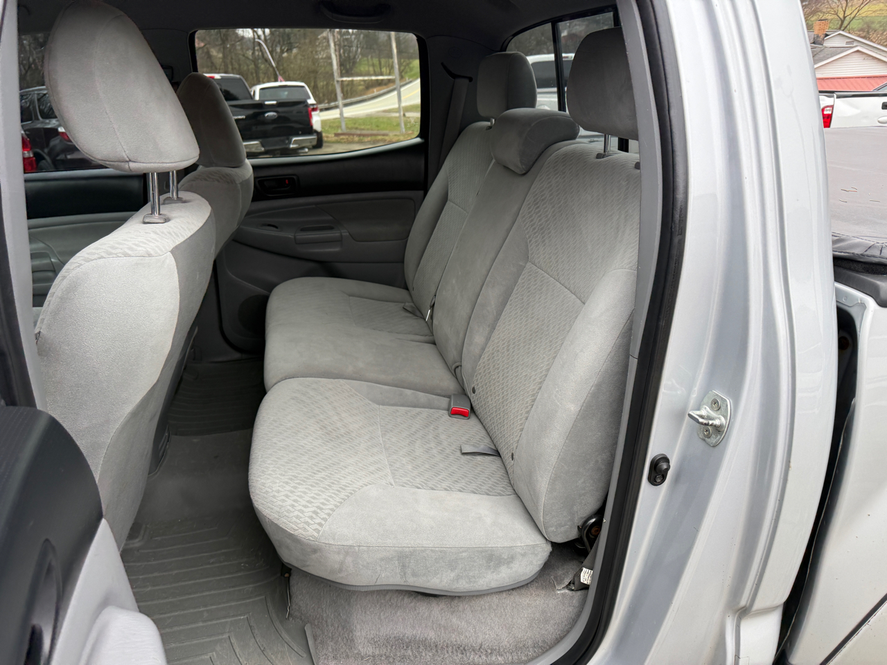 Toyota Tacoma Double Cab V6 4WD 2011