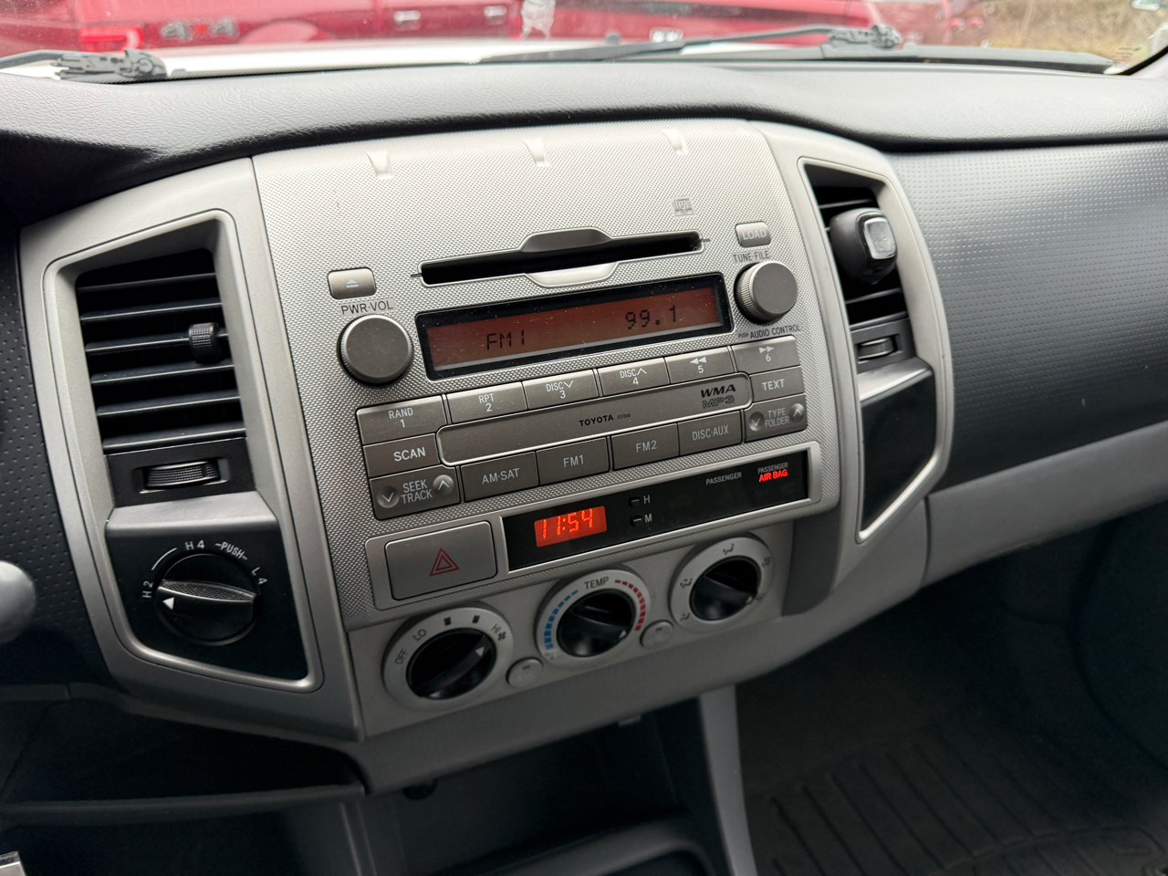Toyota Tacoma Double Cab V6 4WD 2011