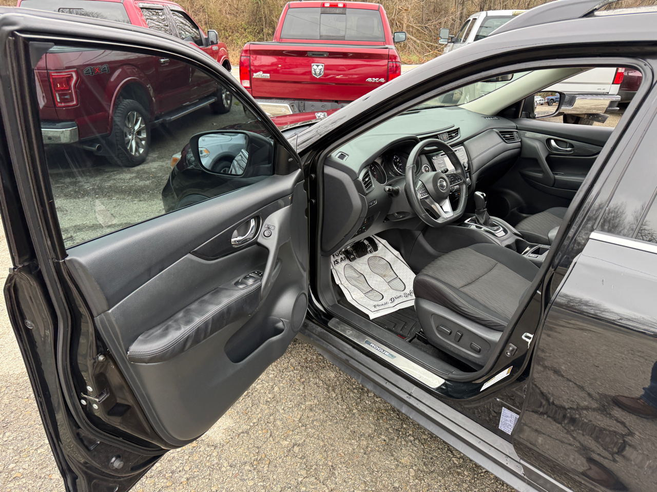 Nissan Rogue SV AWD 2017