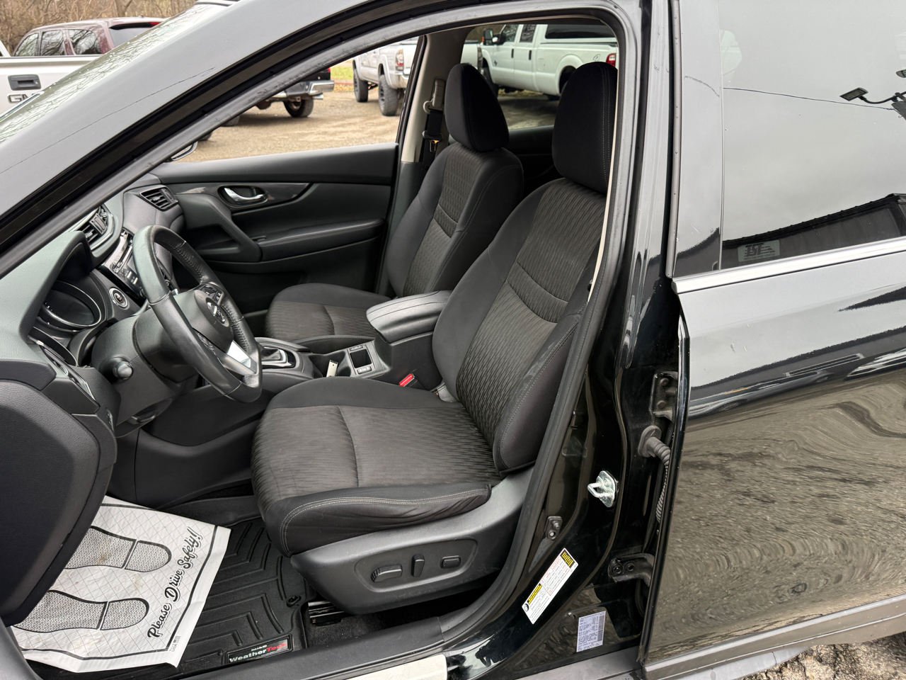 Nissan Rogue SV AWD 2017